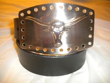 BRAND NEW SILVER BUCKLE WITH A  BULL LONG HORN SIZE 4.25 X 3  BUCKLE ONLY