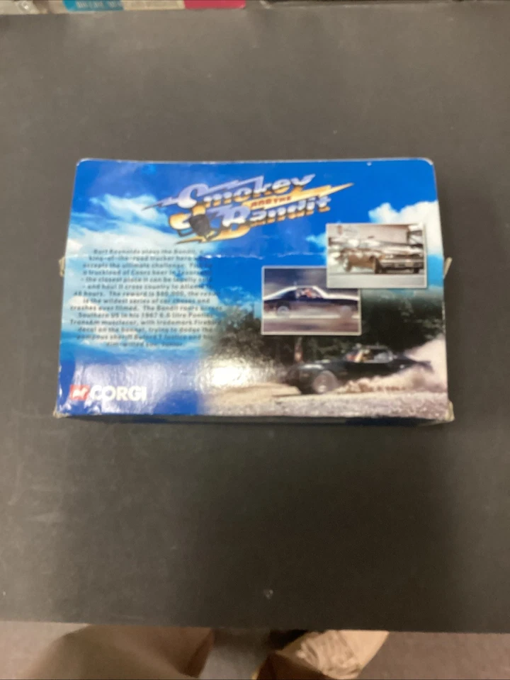 Corgi CC54508 ‘Smokey and the Bandit’ Pontiac Firebird with resin figure - Image 3 of 4