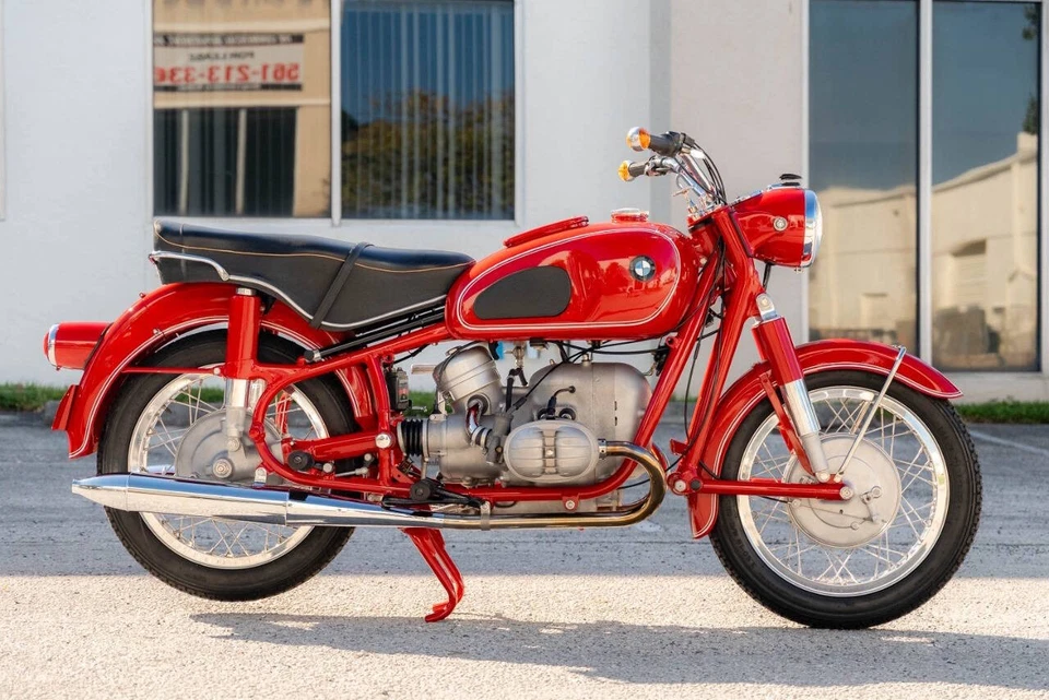 BMW R60/2 1966  Foto 2 de 4