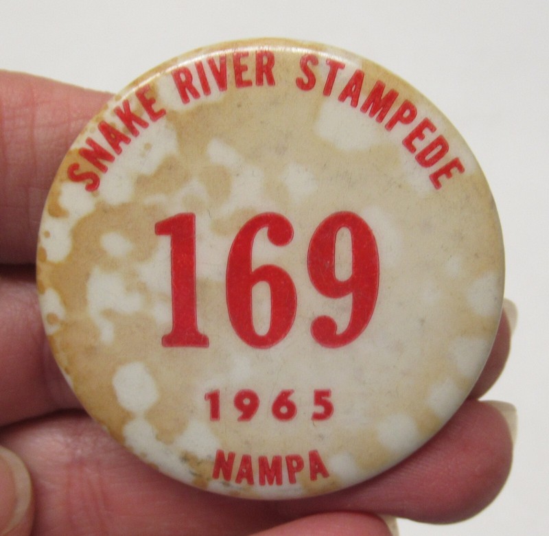 1965 - SNAKE RIVER STAMPEDE - 169 - NAMPA - BADGE or PINBACK BUTTON - # 1871