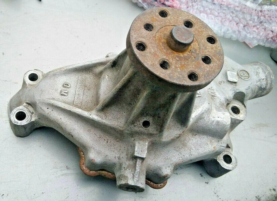 Bomba de agua original Corvette CORE 1984-1991 LOC-112 Foto 3 de 4