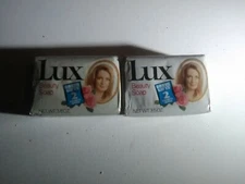 Vintage WHITE Famous LUX Beauty Soap ~ 2 - 3.5 oz Bars ~ LEVER BROTHERS COMPANY
