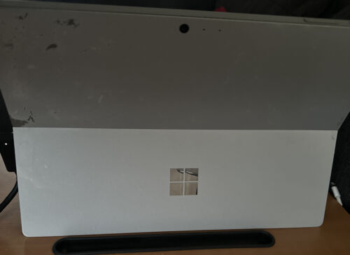 Microsoft Surface Pro 4 1724 i5-6300U 8GB 256 SSD WIN 10 pro! - Foto 1 di 6
