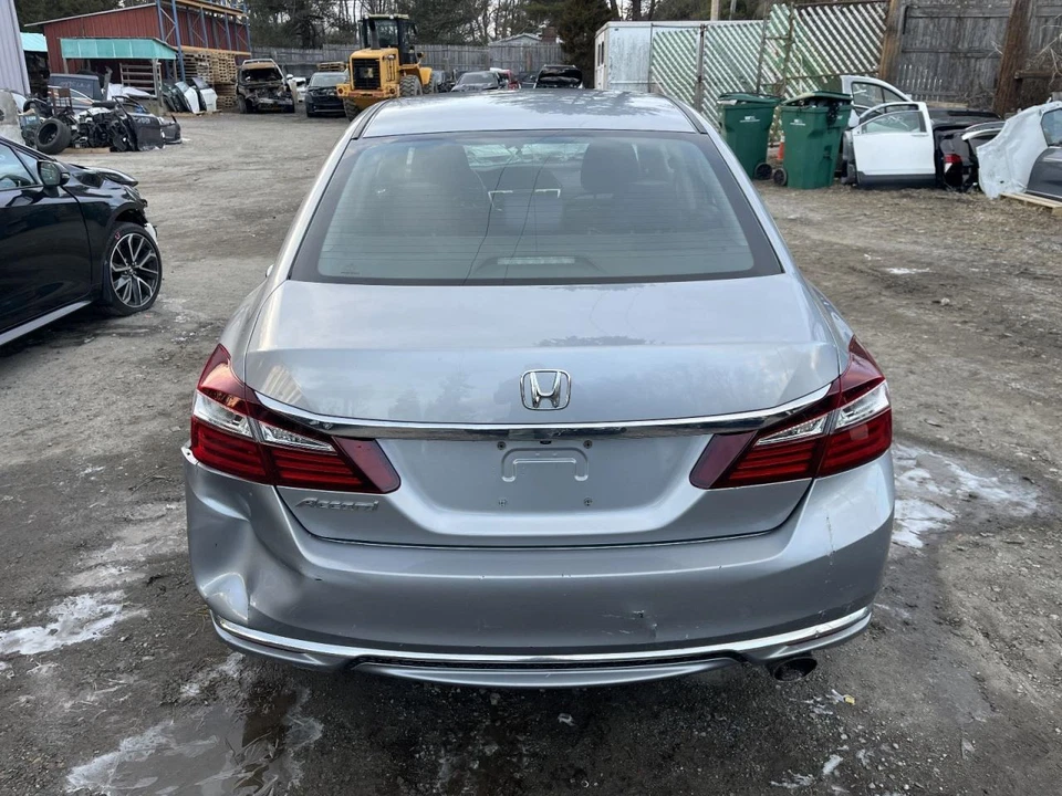 Silenciador Honda Accord 2016-2017 2,4 L tracción delantera 158 k - LX- 63695 Foto 4 de 4