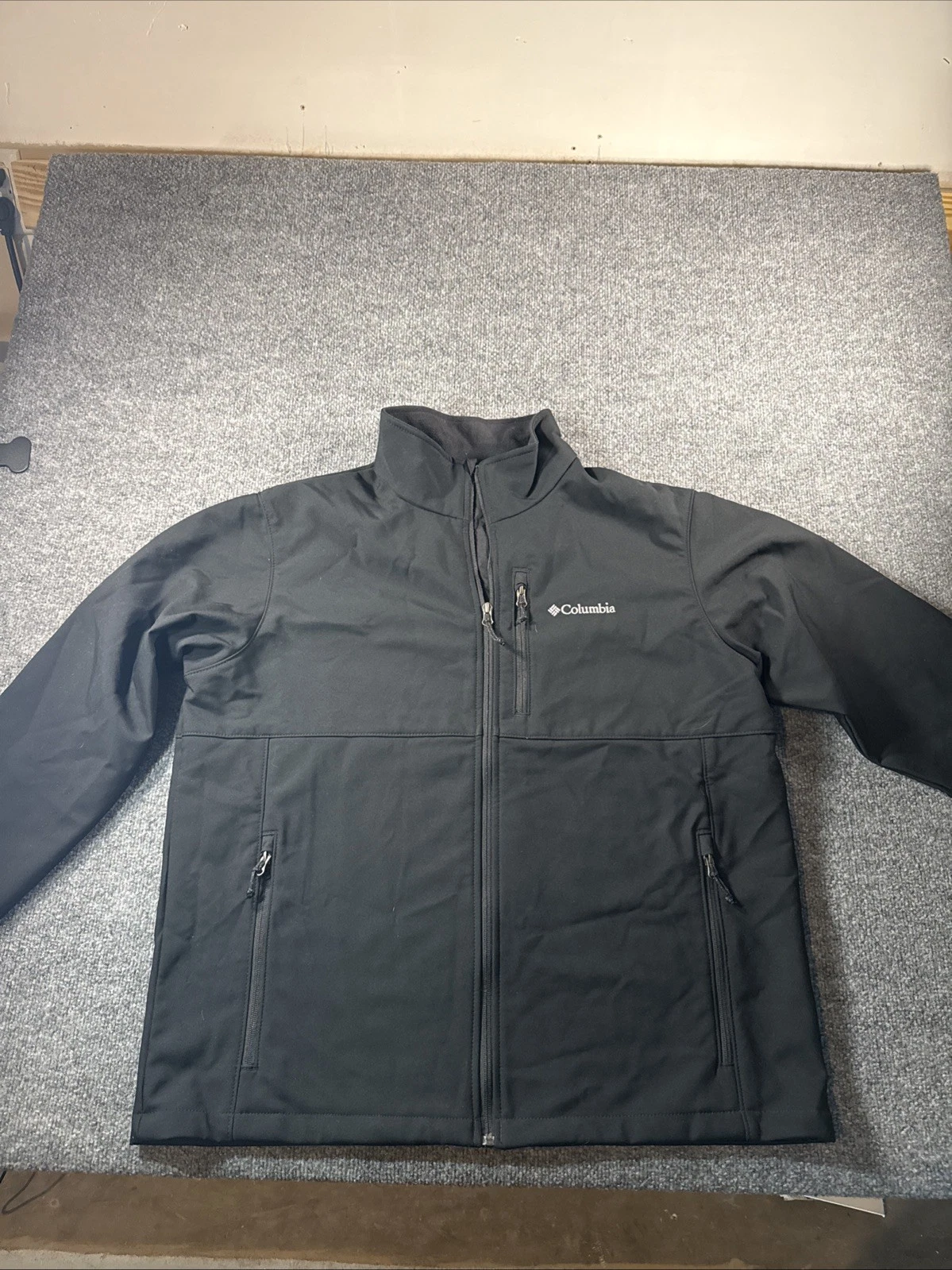 Columbia Black Softshell Jacket Mens XL Full Zip Fleece Lined Outdoor Coat