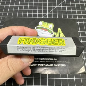 Frogger (Atari 2600, 1982) w/ Manual