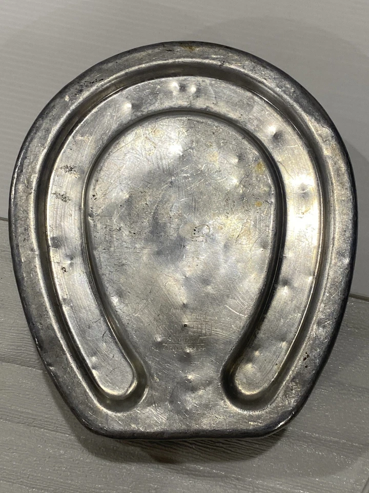 Horseshoe Cake Tin Strong-Lite Aluminium Made In Japan Melbourne Cup Party !! - Bild 3 von 4