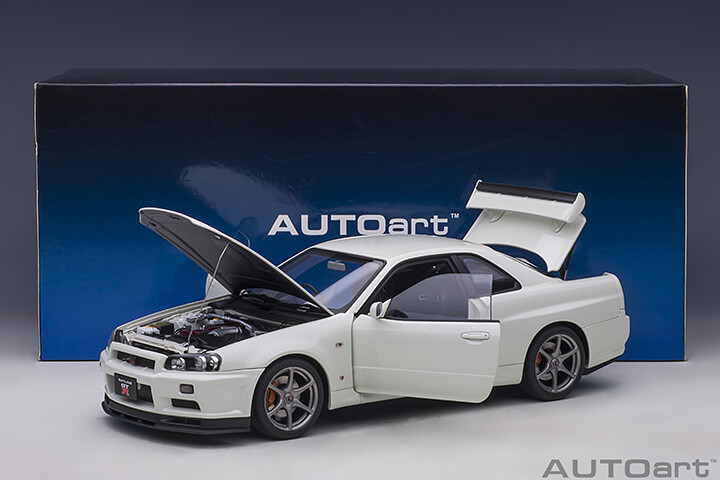 AUTO art　1:18　日産スカイラインGT−R R34 AUTOart 1/18 日産 スカイライン GT-R （R34） Vスペック II 