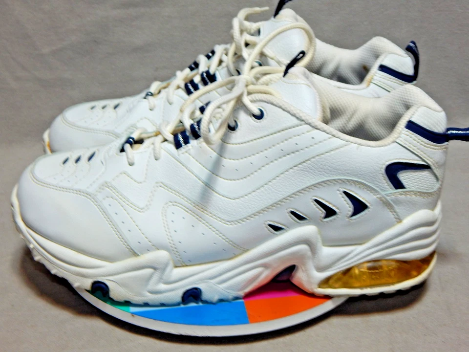 Mens size 11W Everlast white navy faux leather low top sneakers tennis shoes 11 - Image 3 of 4