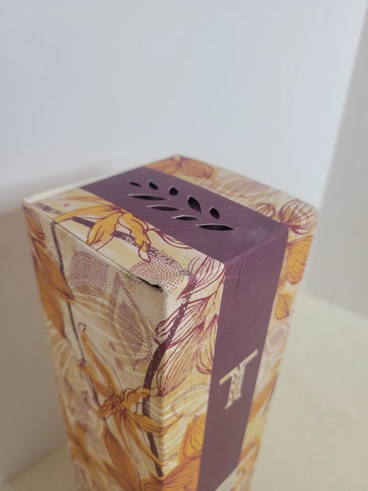 THYMES INDIGENOUS ROOM FRAGRANCE MALASY VANILLE REED DIFFUSER ~ NEW IN BOX - Image 2 of 4