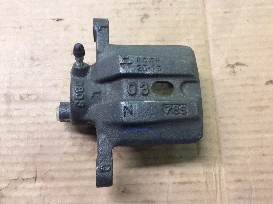 Pinza de freno de disco trasera izquierda NAPA 242-64023 NUEVA remanufacturada Foto 3 de 4