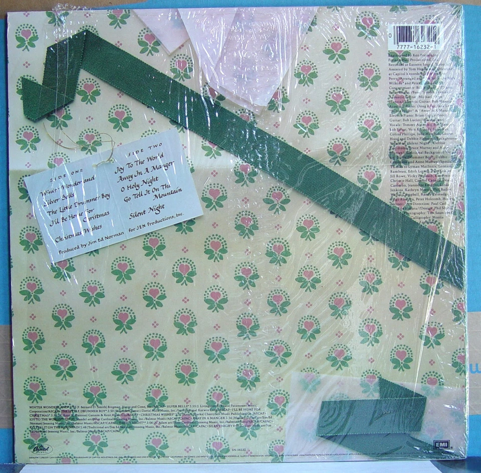 Vintage LP: Anne Murray Christmas Wishes - 1981 Capitol NEAR MINT in Shrink Wrap - Image 2 of 4