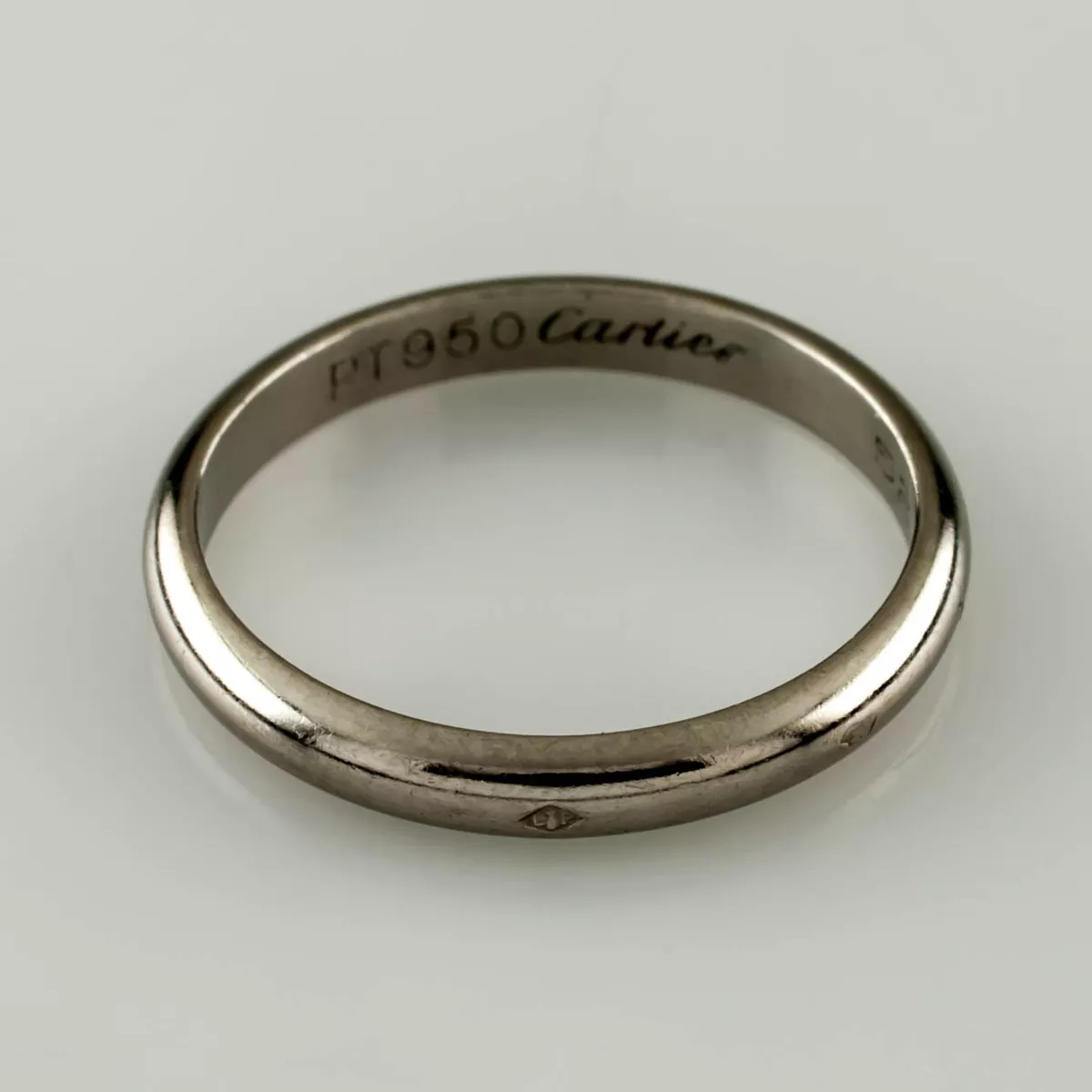 Cartier plain hotsell wedding band