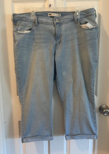 Levi's Capri Denim Jeans Light Blue Roll Hem Cropped SZ 20