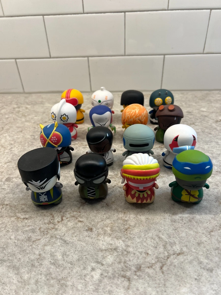 Vinyl 2006 Year Manufactured Designer & Urban Vinyl Action Figures
