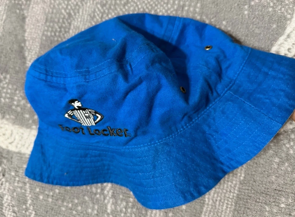 Винтажная двусторонняя шапка-ведро NY Knicks x Foot Locker синяя желтовато-коричневая промо редкая - Изображение 2 из 4