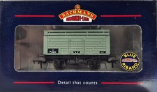 Bachmann 37-175 7 Plank Open Wagon with Coke Rails P368515 in BR Grey Livery