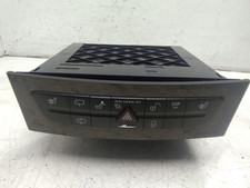 MERCEDES-BENZ E W211 CD-Wechsler A2116800552 2.99 Diesel 165kw 2005 27624272 MERCEDES-BENZ E W211 CD-Wechsler A2116800552 2.99 Diesel 165kw 2005 27624272