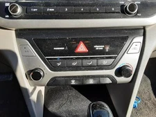Used A/C Selector Switch fits: 2017 Hyundai Elantra Sedan manual temperature con