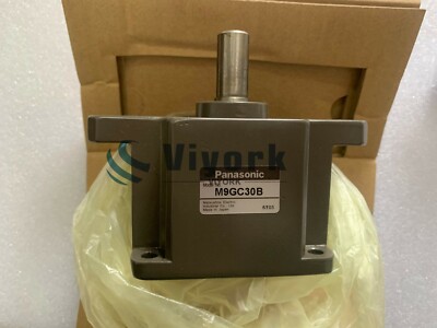 Panasonic M9GC30B MOTOR GEAR HEAD 90MM FLANGED TYPE RATIO 30:1 40