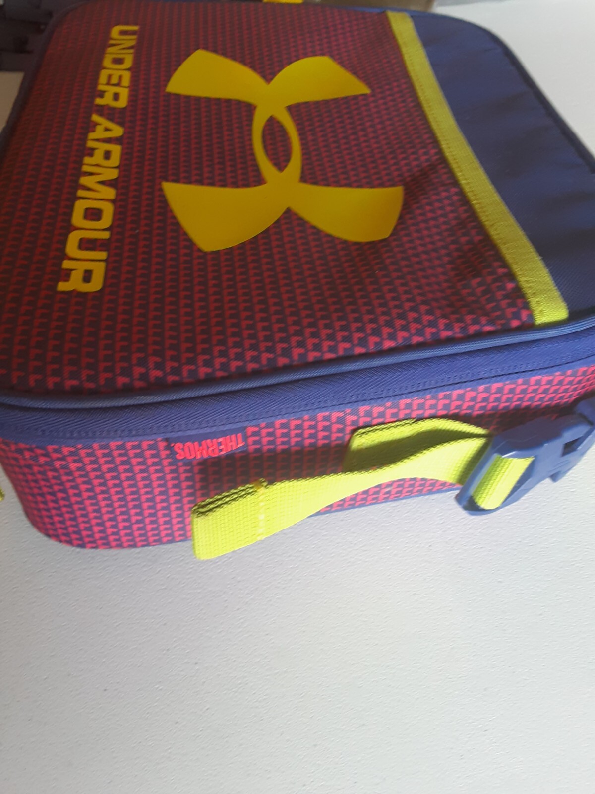 Under Armour Insulated Lunch Box Cooler FlexAGuard Thermos Pink