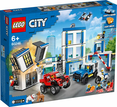 Stazione Di Giochi Di Lego Polizia Station Lego Set Lego City