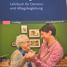 Urban & Fischer Lehrbuch für Demenz- und All...
