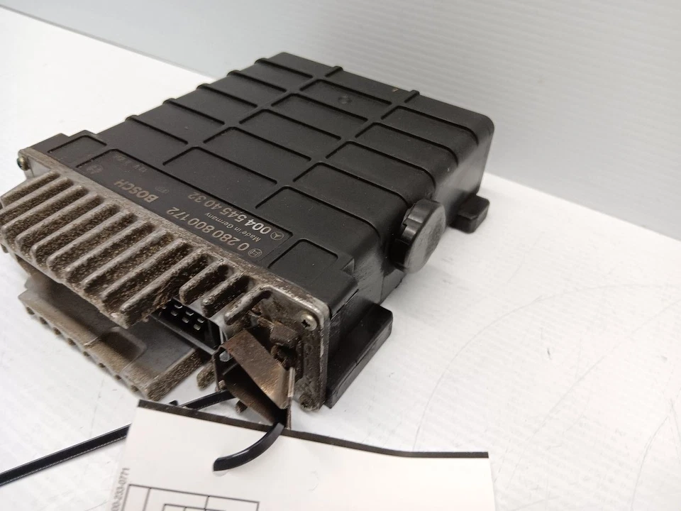 86-89 Mercedes R107 560SL Módulo de control del motor ECU Brain 0045454032 Foto 2 de 4