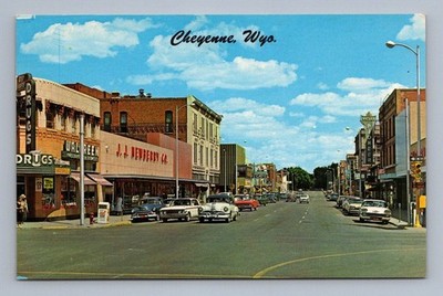 Vintage Wyoming Postcard CHEYENNE Seventeenth St Cars Walgreen 1950s
