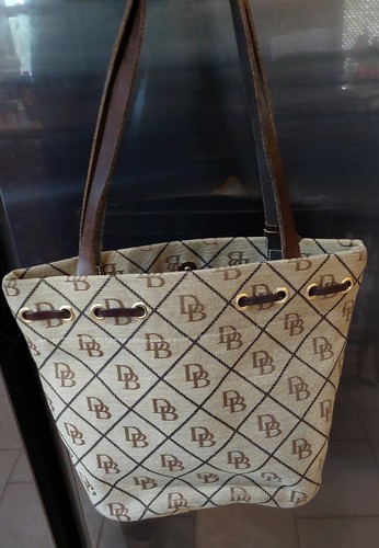 DOONEY & BOURKE Signature DB Bucket Purse Handbag Beige Brown Tassels - Picture 2 of 4