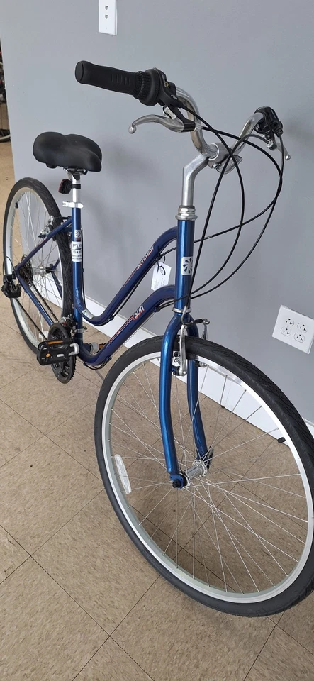 Sun Bicycles North Bay Azul Paso Medio Nuevo Foto 2 de 2