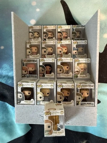 Harry Potter  Funko Bitty Pop COMPLETE SET of 16 And GOLD GINNY WEASLEY
