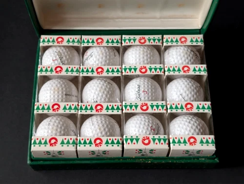 vtg - TITLEIST GOLF BALLS - Limited Edition Christmas box - One dozen 12