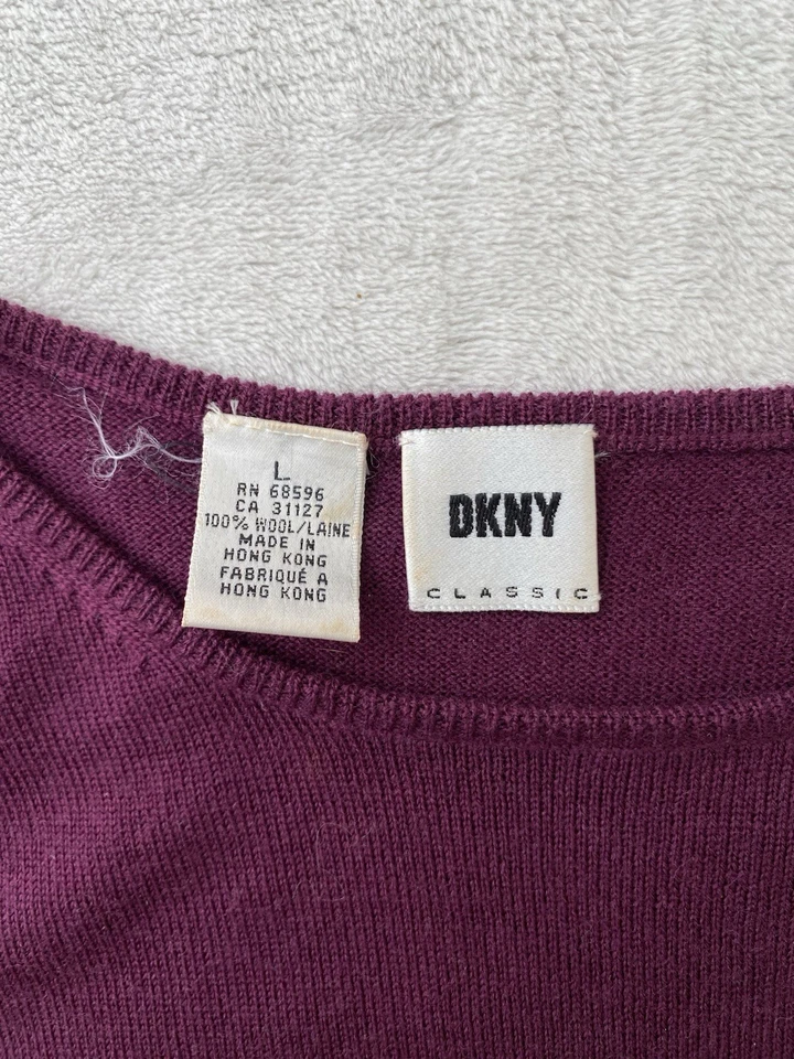 DKNY 100% Wool Cap Sleeve Top Purple Coquette Soft Tight Knit Y2k VTG - Image 3 of 4