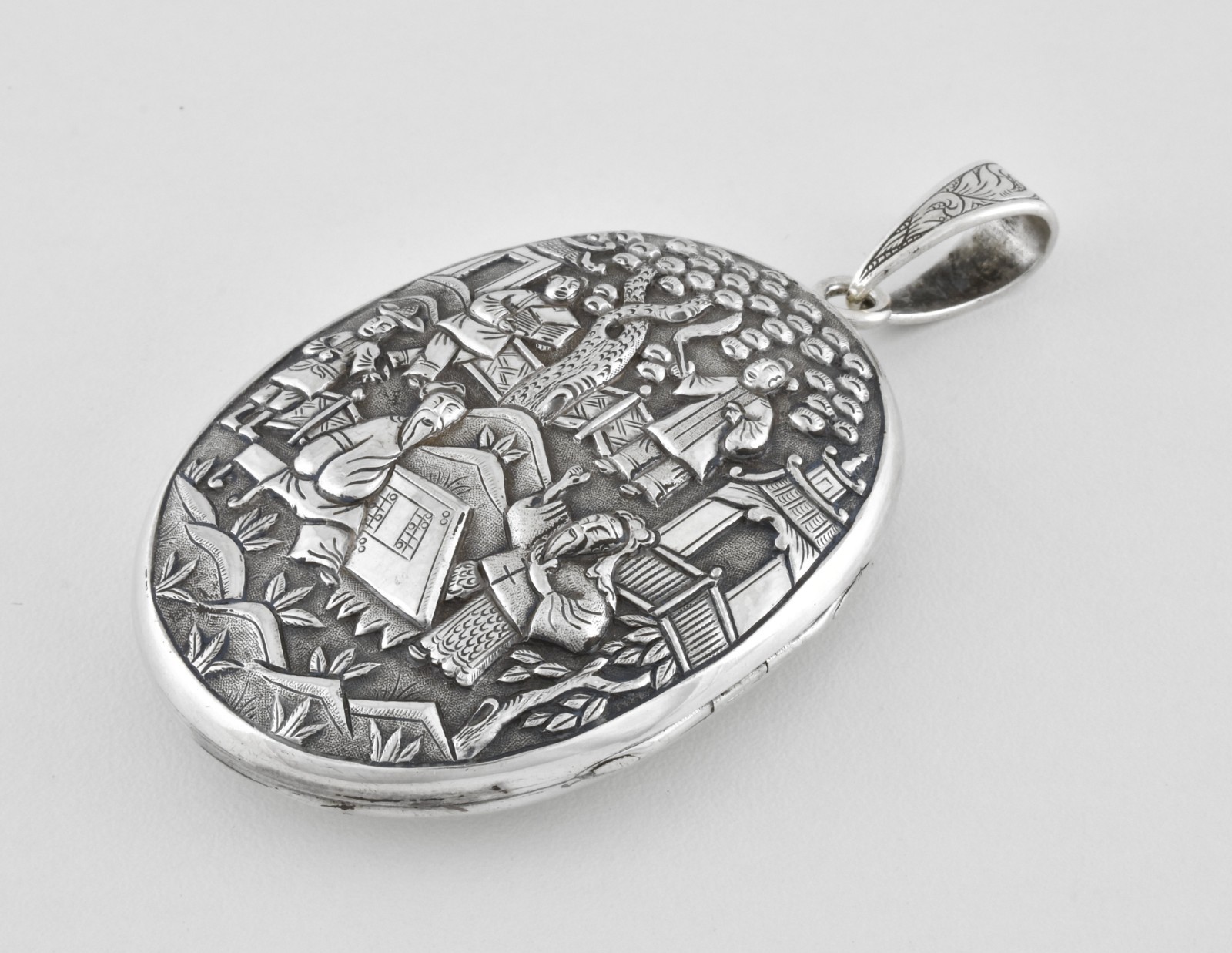 Antique Victorian Solid Silver Oversized Chinoise… - image 3