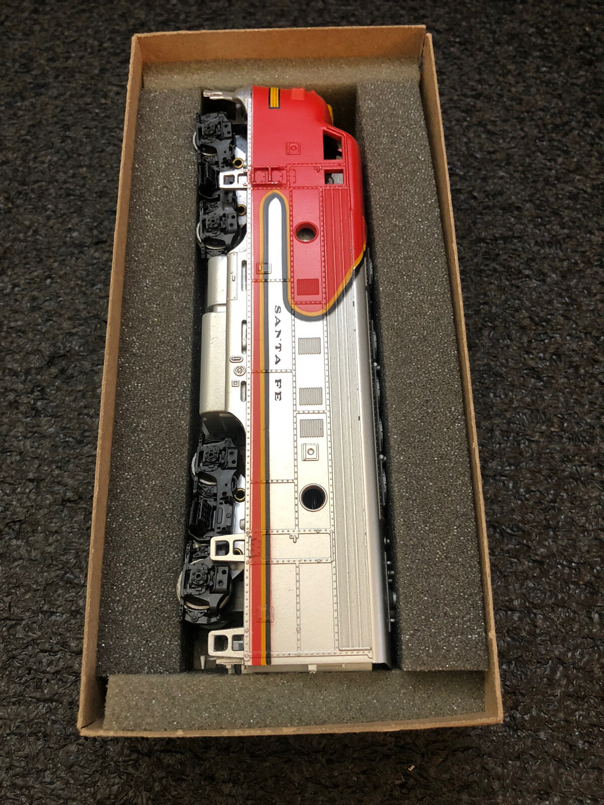 Athearn HO Scale Train Box Car Lot Of 5 MINT PWR SF 3201