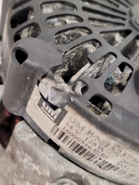 2006-2010 PONTIAC G6 Alternator 125 Amp 25922329 06-10 Foto 3 de 4