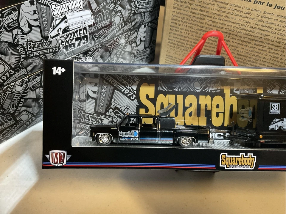 M2 Machines 1973 Chevy Cheyenne Super 30 GMC Sierra Syndicate Squarebody Rip - Image 2 of 4