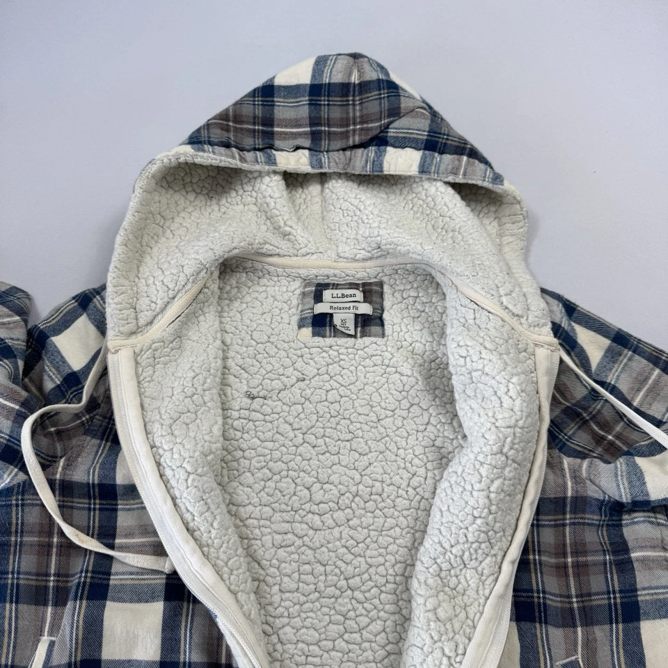 L.L. Bean Women's Scotch Plaid Flannel Hoodie Shirt Sherpa Lined Multicolor XSP - Image 3 of 4