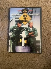 Men at Work (DVD,2002, Widescreen and Full Frame Charlie Sheen,Emilio Estevez VG
