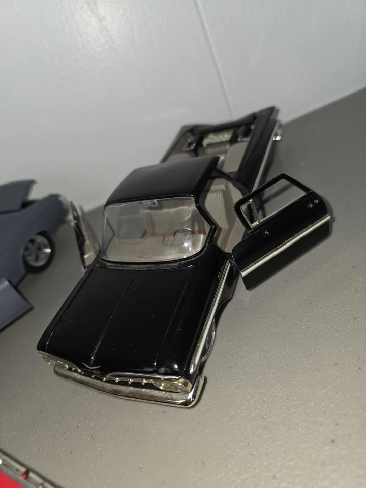 Lot of 6 cars total,  4 are made by Jada. All are Chevy's excellent condition. - Image 4 of 4