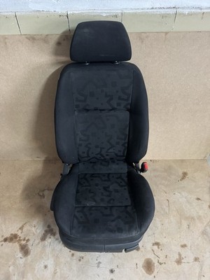 VW Golf IV 5-Türer Beifahrersitz mit Sitzheizung 1J4881106