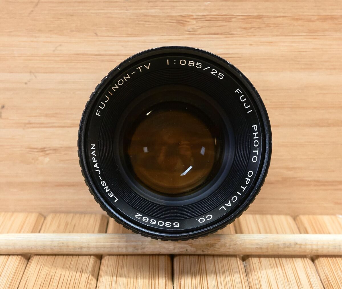 Fujinon TV 1:0.85/25mm, Super-fast Cinema Lens, C-Mount 25mm Fujinon TV 1:0.85/25mm, Super-fast Cinema Lens, C-Mount 25mm