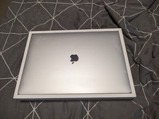 MacBook Pro 16 inch Intel Core i7 2.6GHz 6  core laptop