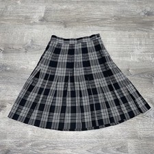 Separate Issue... Vintage USA Women's Skirt Black  White Plaid Pleated Size 5/6