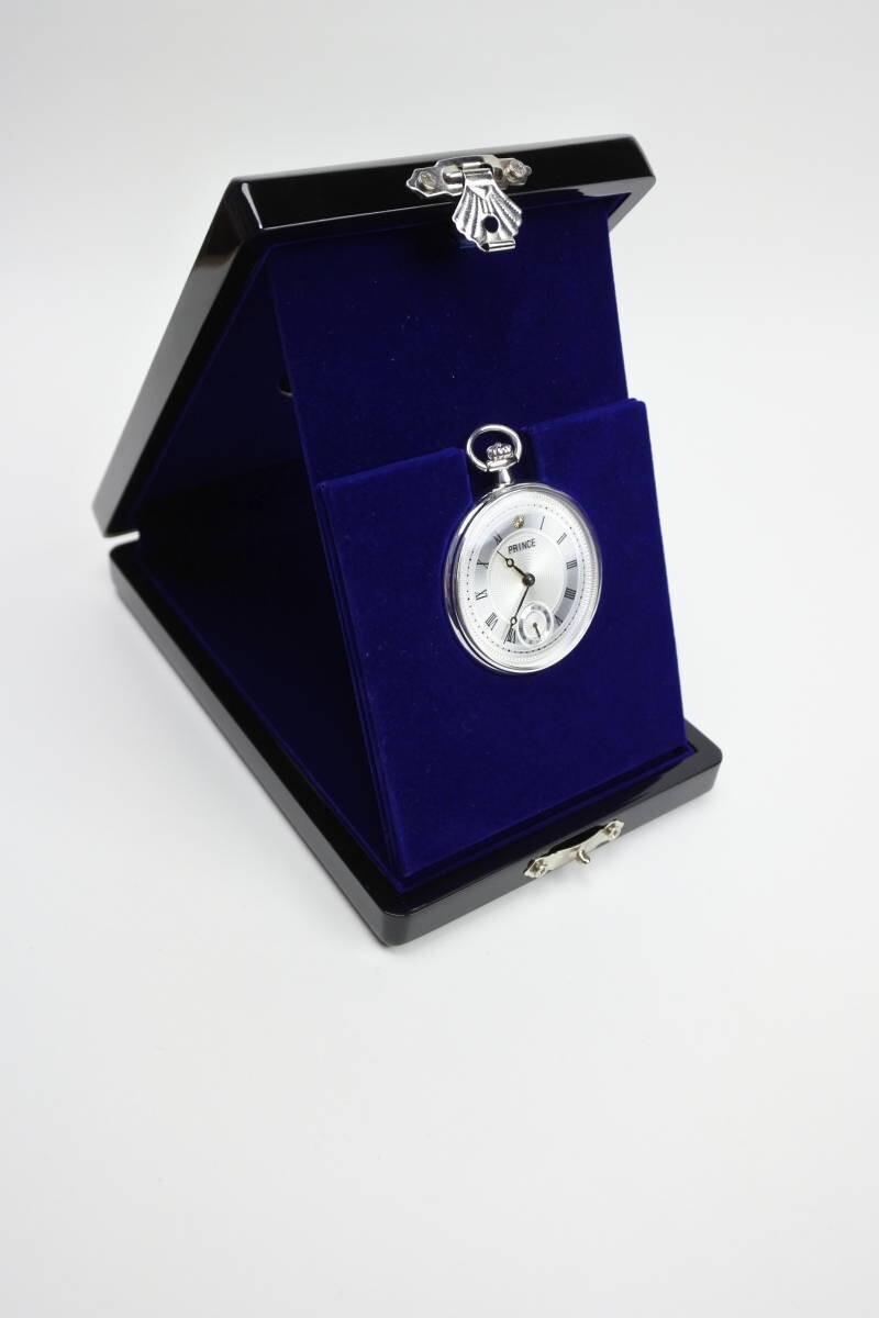 A commemorative solid silver hand-wound pocket wa… - image 10