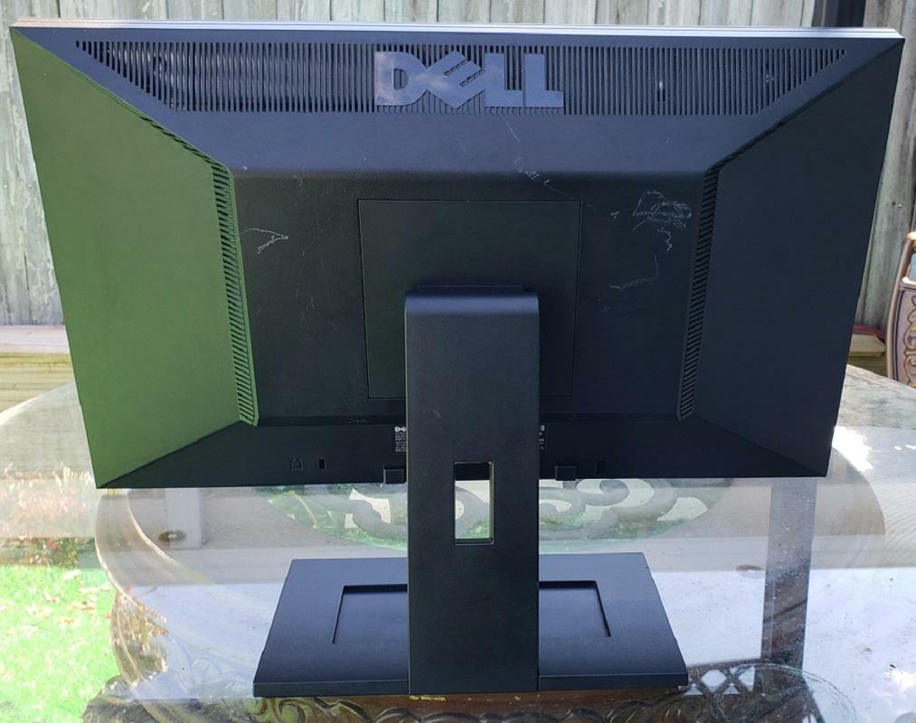 Dell E2010Ht 20” Widescreen Flat Panel LCD Monitor with
