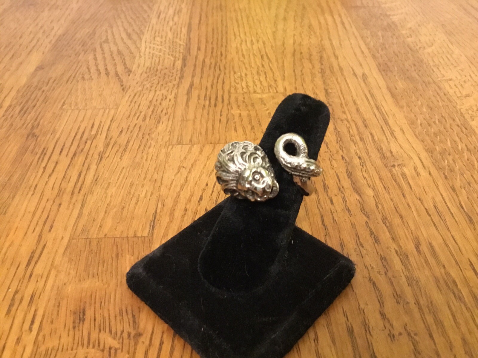 800 silver Lion wrap Ring - image 5