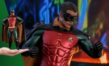 Robin DC Comics Sixth Scale Figure by Hot Toys