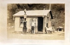 Roadside Gas Station WV Rte 901 RPPC Photo Postcard COPY